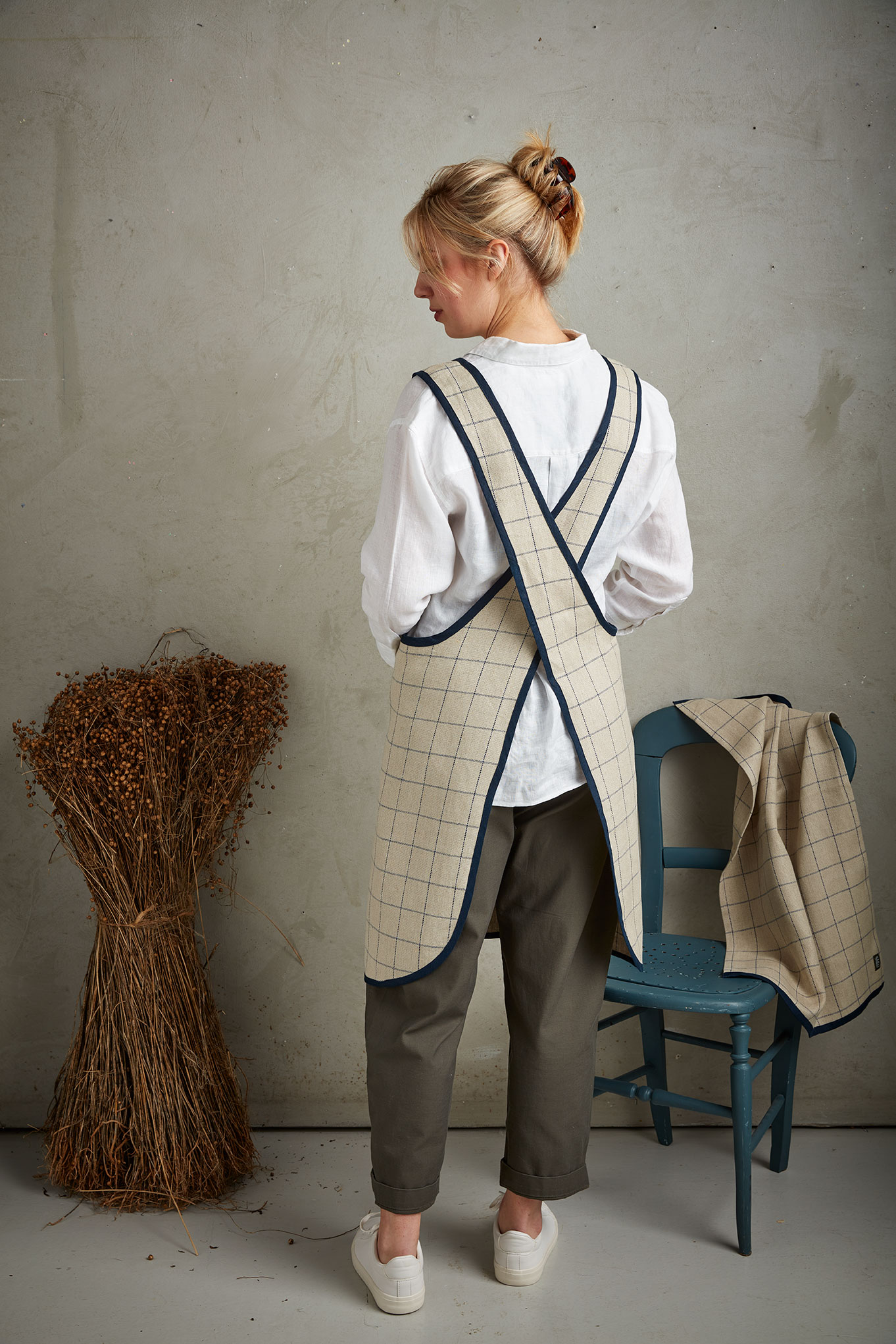 Crossback Apron